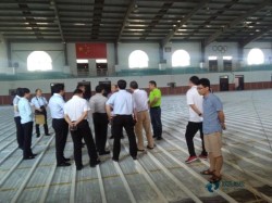 購(gòu)買(mǎi)俄勒岡松舞臺(tái)場(chǎng)木地板品牌哪個(gè)好